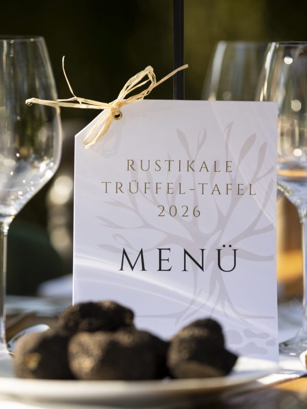 www.mb-photodesign.com
Lt. §13 UhRg muß bei Veröffentlichung der Urheber wie folgt genannt werden: Foto: Melanie Bauer Photodesign